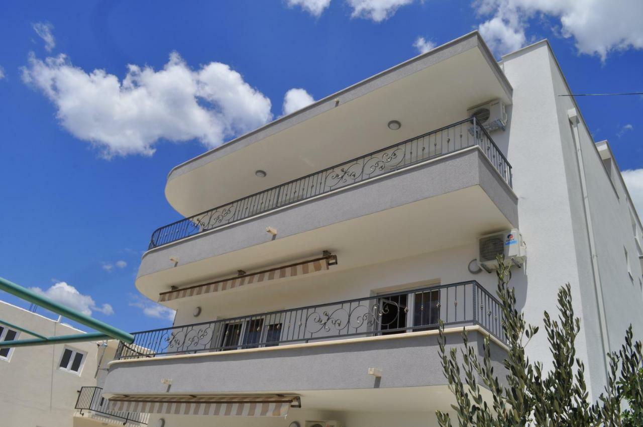 Apartment Ljubica Ljuban Makarska Exterior photo