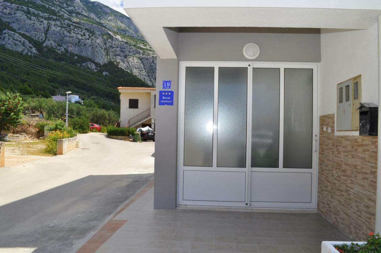 Apartment Ljubica Ljuban Makarska Exterior photo